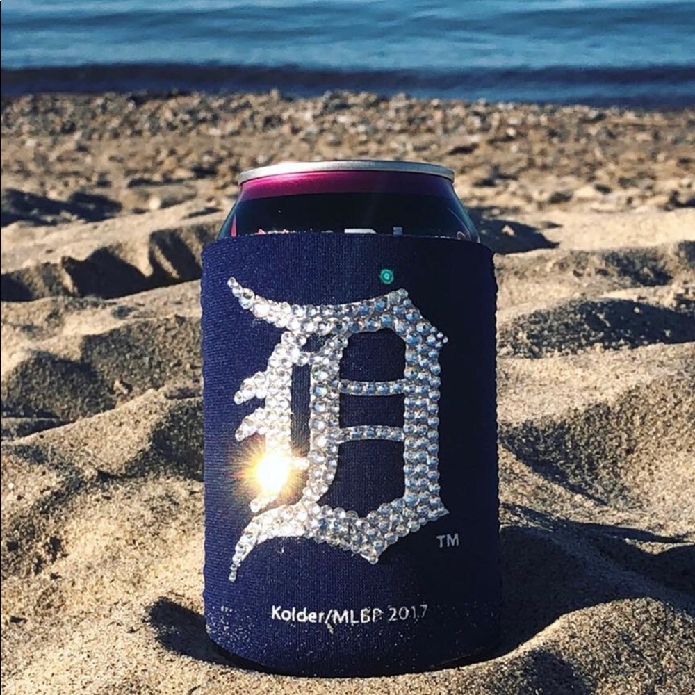 Detroit Tigers Can Cooler with Swarovski Crystals
